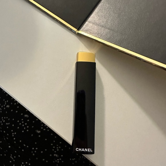 CHANEL ROUGE ALLURE L’EXTRAIT shade 868 - Picture 2 of 6